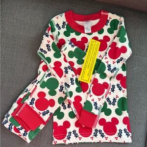 NWT Hanna Andersson Kids Pajama Set - Red and Green Mickey Print